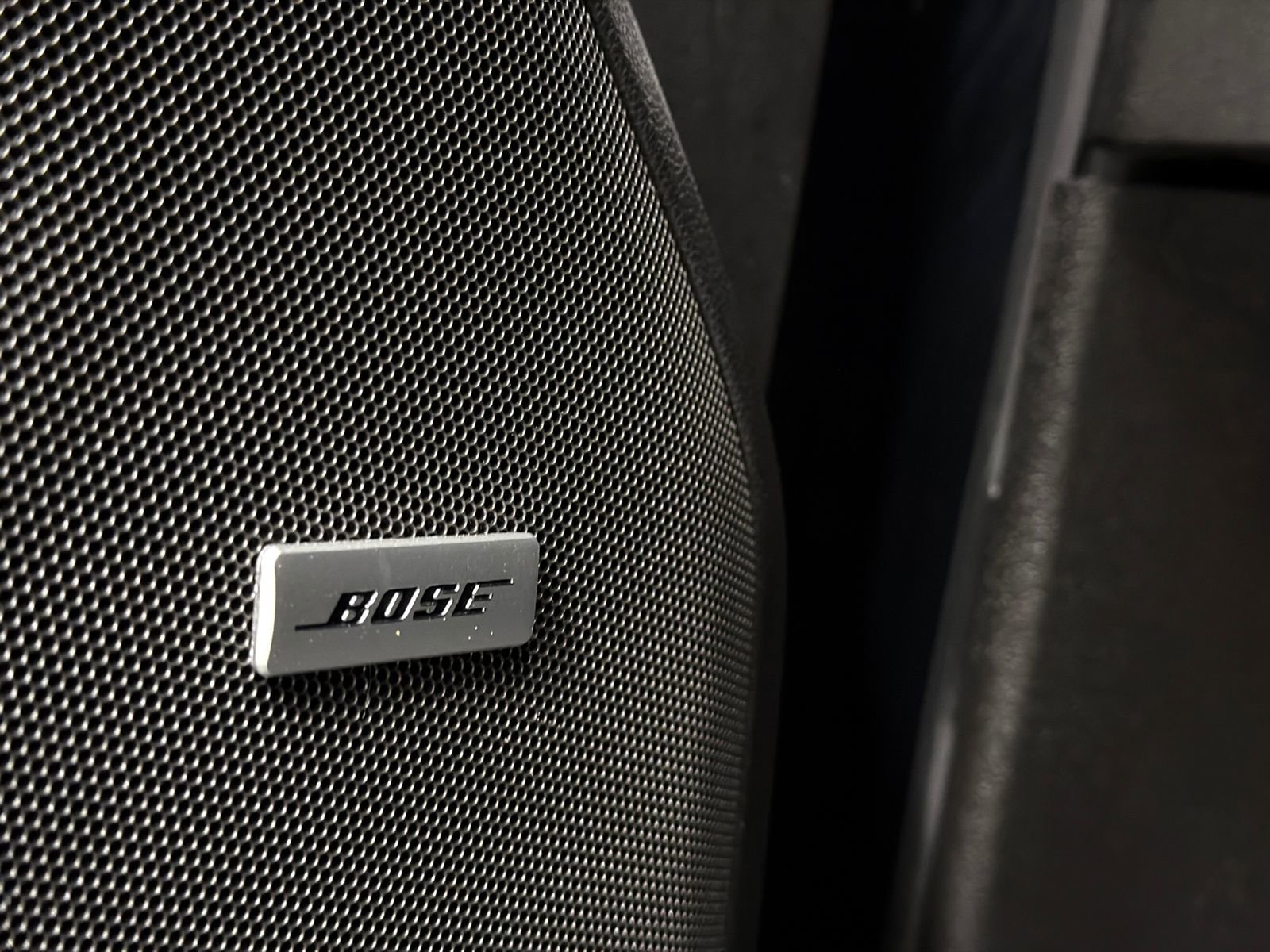 Used 2023 Chevrolet Tahoe High Country w/ Advanced Technology Package image 39