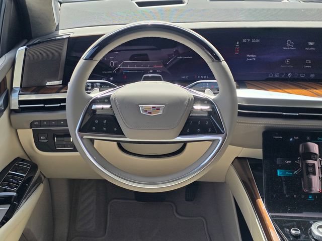 New 2026 Cadillac Escalade Platinum Sport AWD/4WD image 17