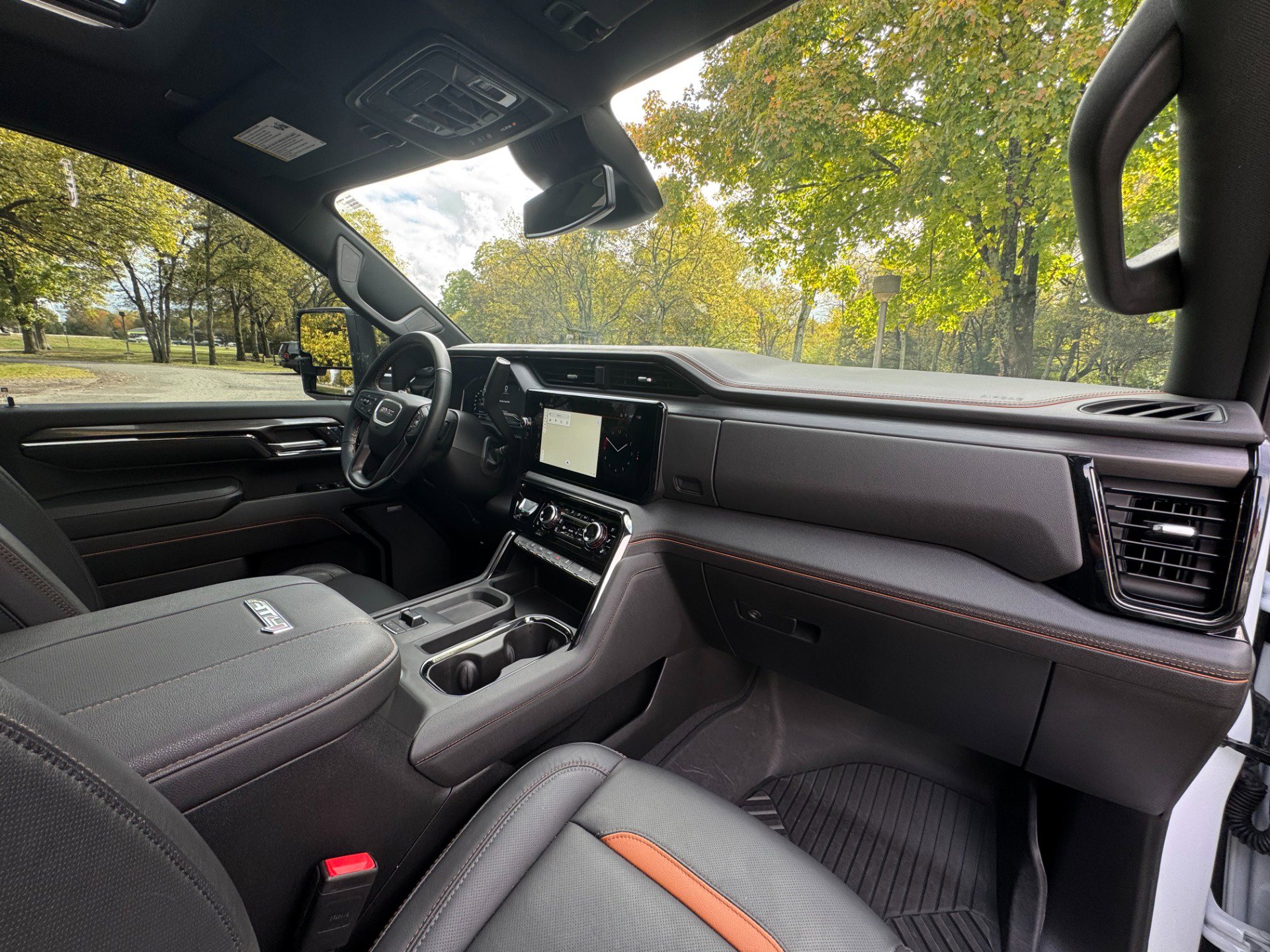 Used 2024 GMC Sierra 2500 AT4 w/ AT4 Preferred Package image 22