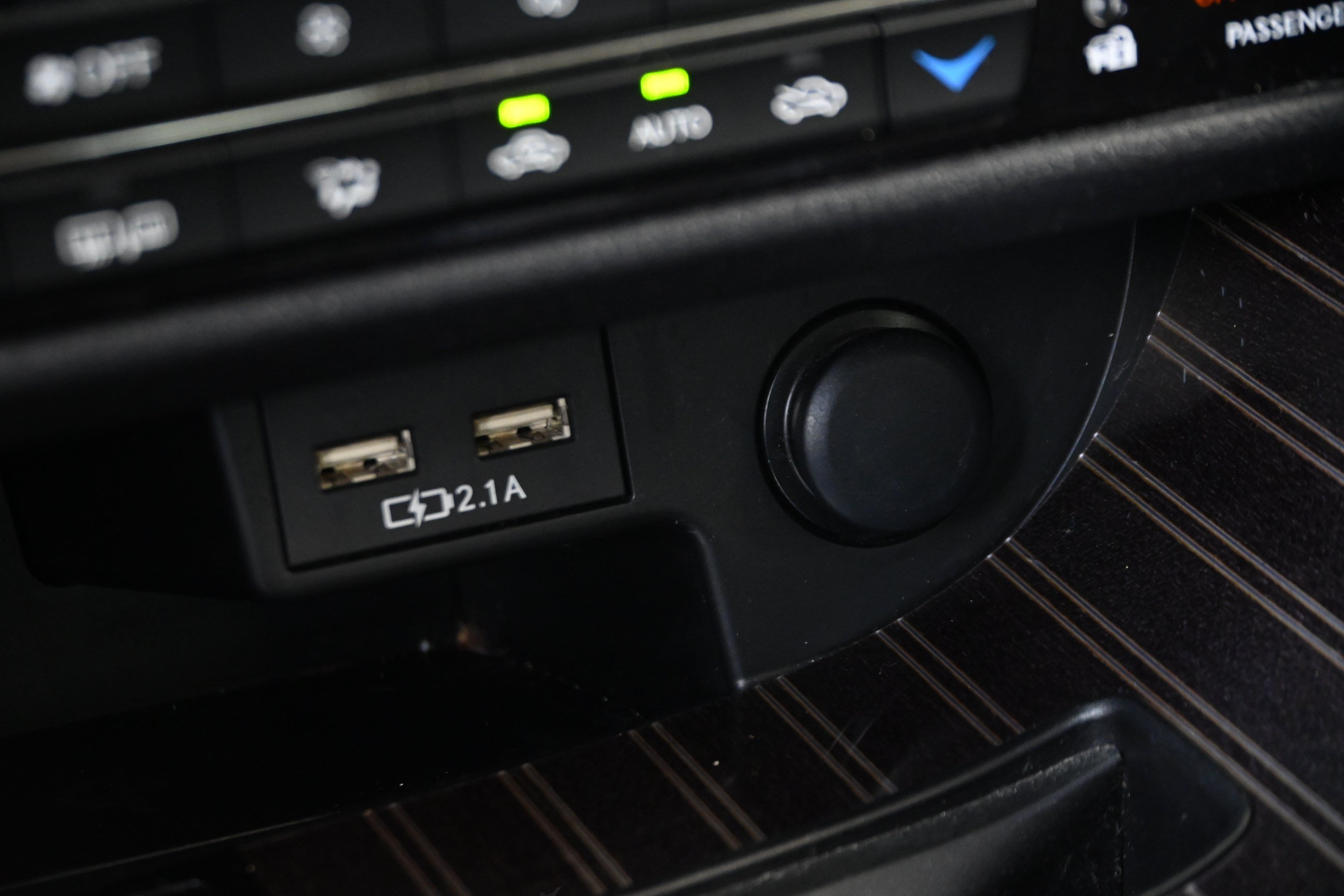 Used 2021 Lexus RX 450h AWD w/ Luxury Package image 26