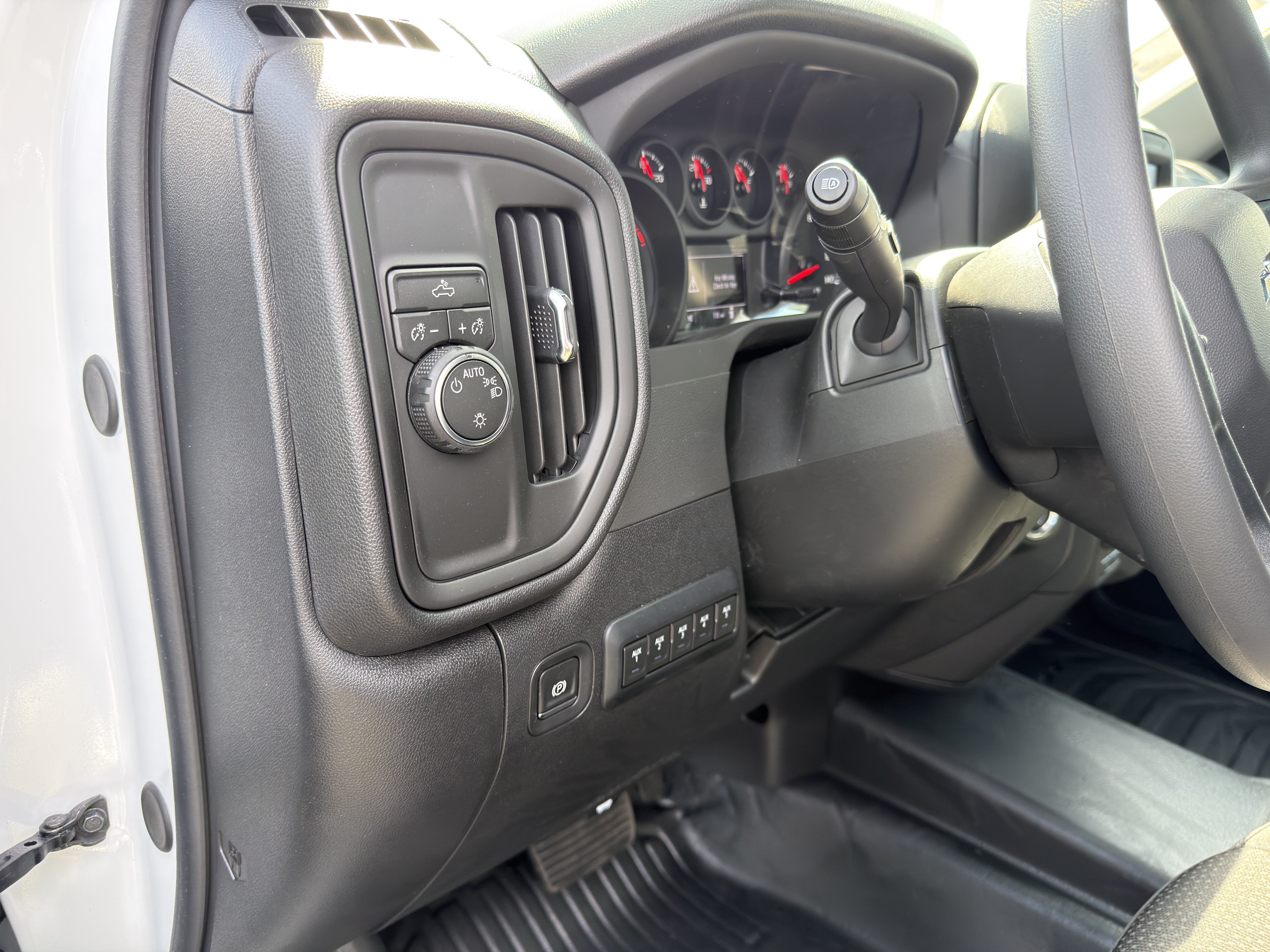 New 2026 Chevrolet Silverado 2500 W/T w/ WT Convenience Package AWD/4WD image 33