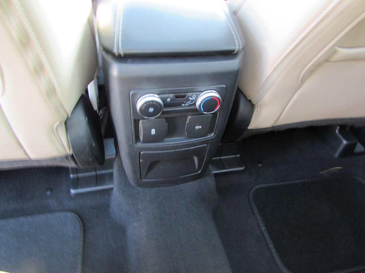 Used 2022 Ford Explorer XLT w/ Equipment Group 202A image 26