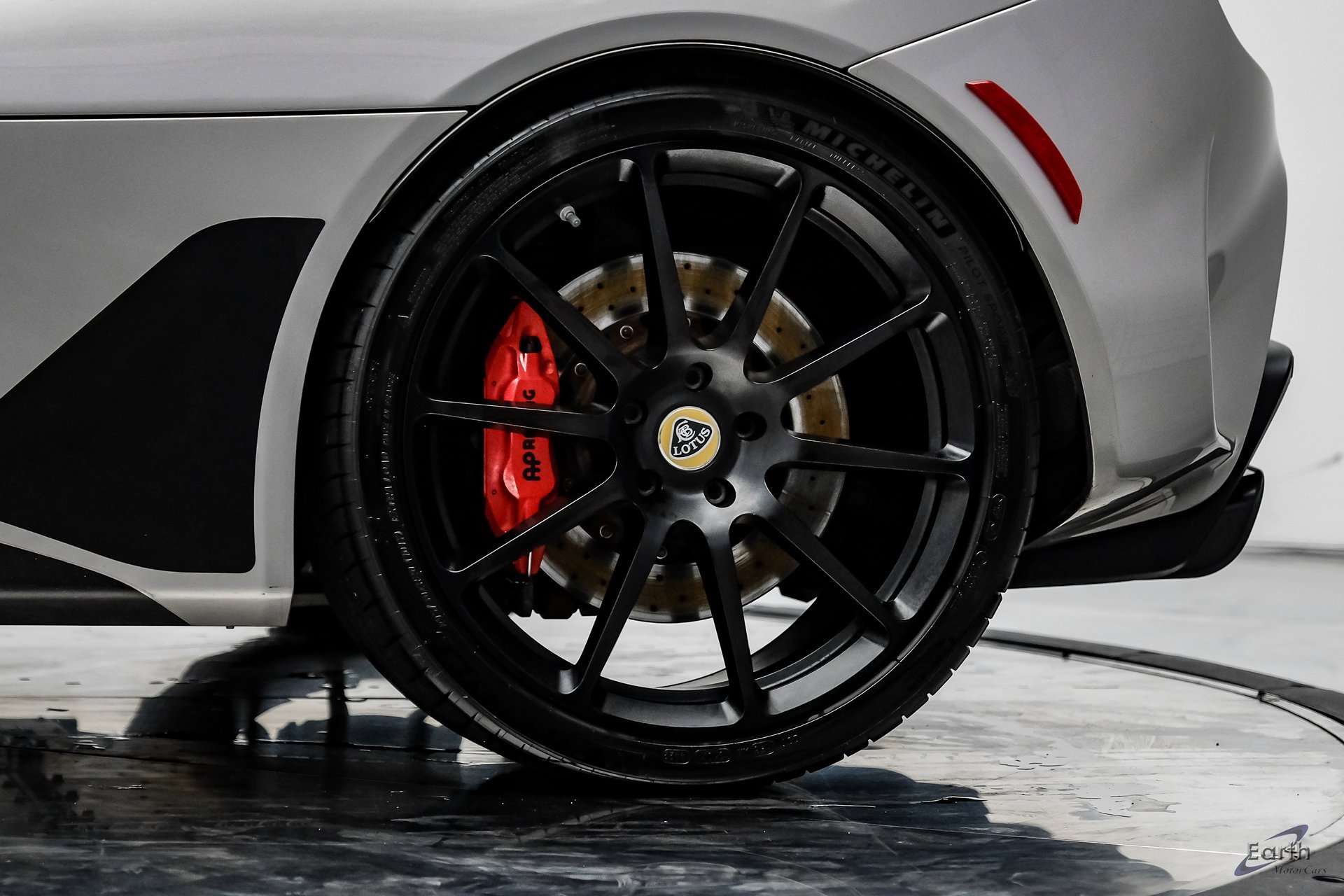 Used 2021 Lotus Evora image 78