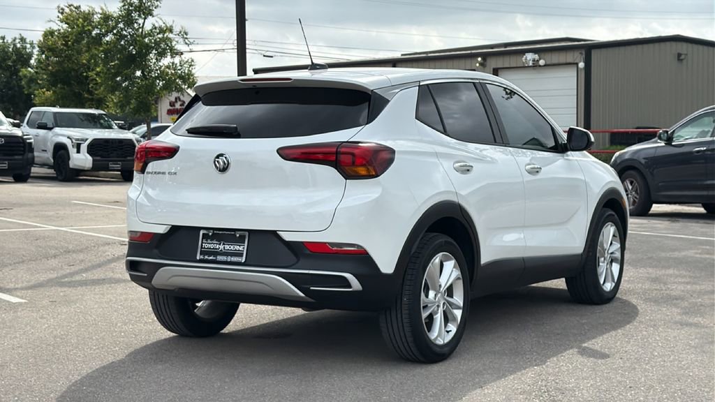 Used 2023 Buick Encore GX Preferred w/ Cold Weather Comfort Package FWD image 6