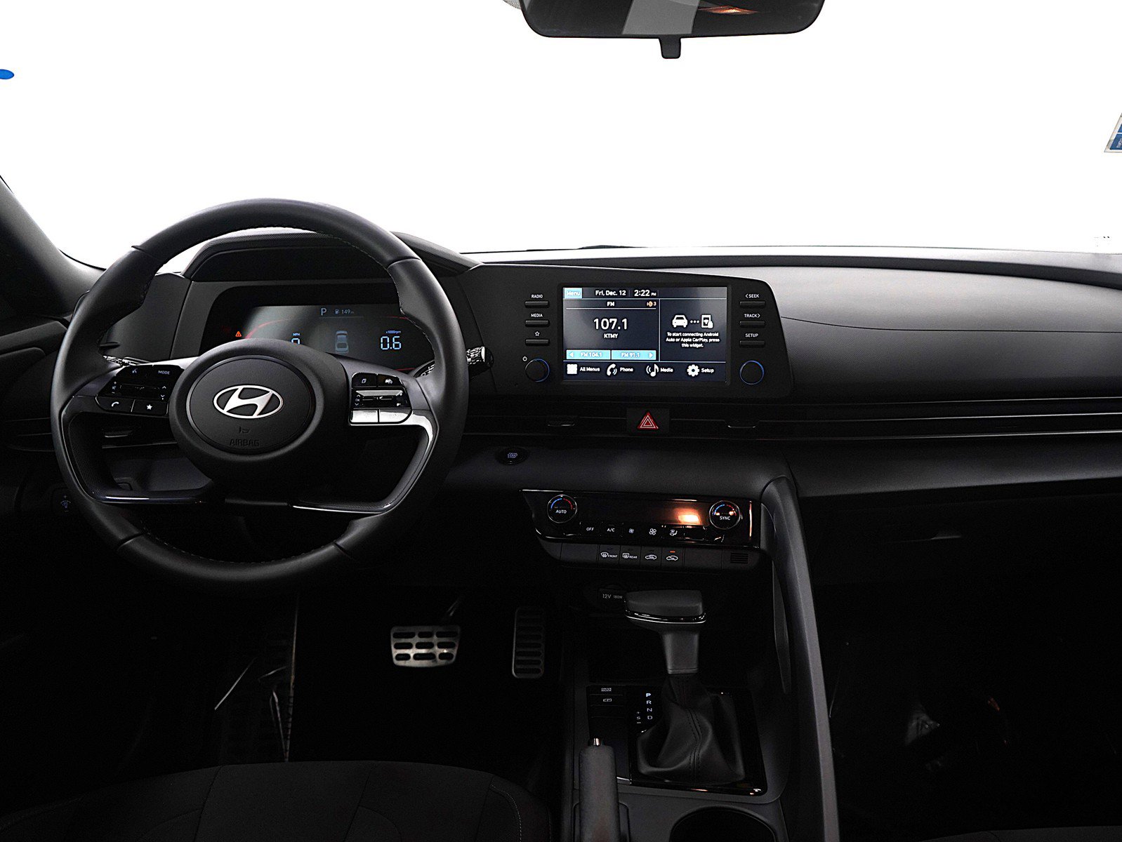 Certified 2025 Hyundai Elantra Sport image 14