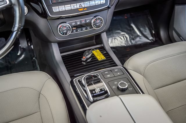 Used 2018 Mercedes-Benz GLS 550 4MATIC image 37