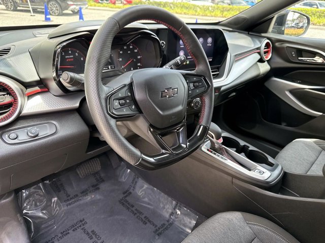 Used 2024 Chevrolet Trax RS w/ Driver Confidence Package FWD image 21