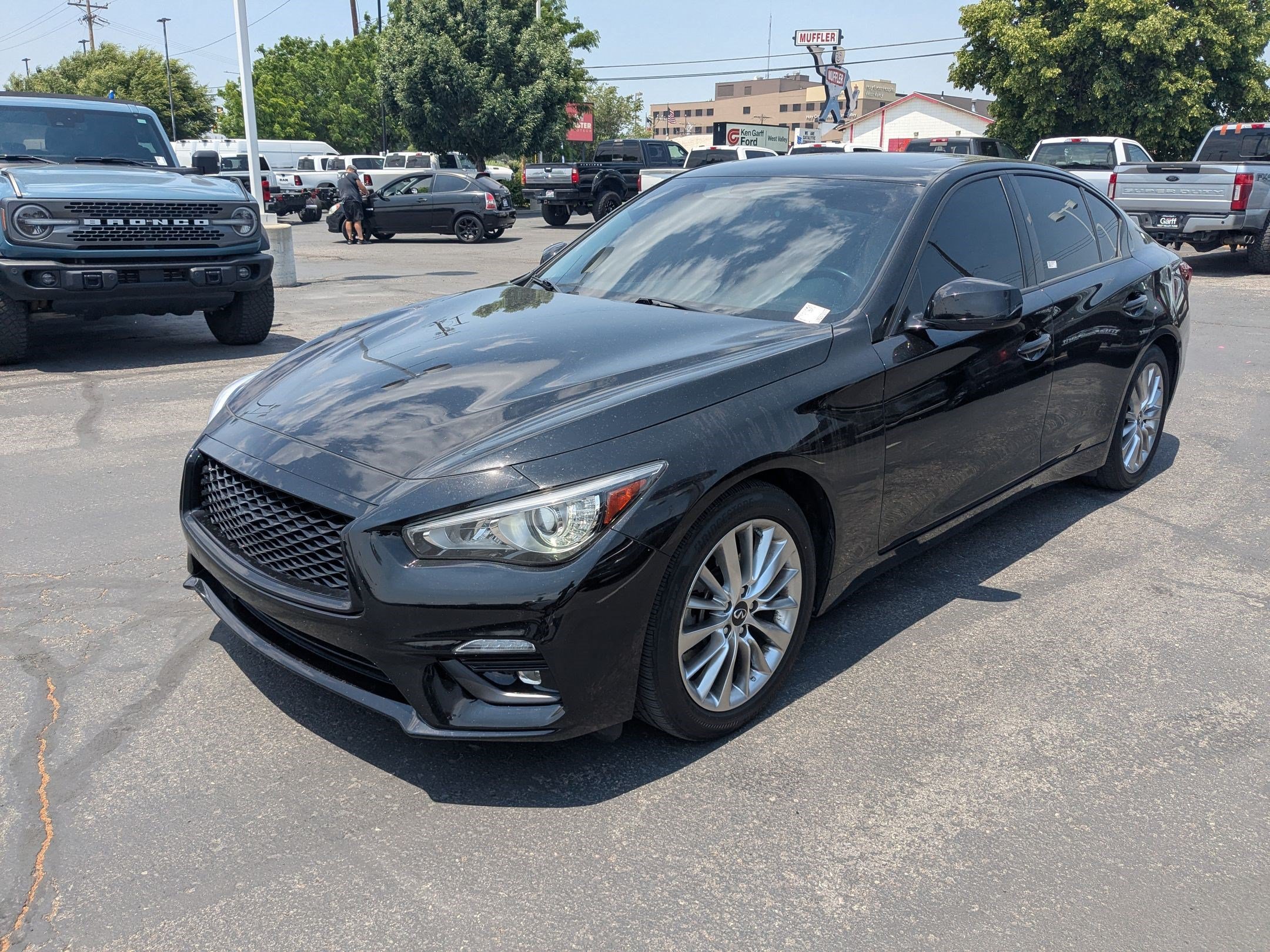 Used 2020 INFINITI Q50 Luxe AWD/4WD image 10