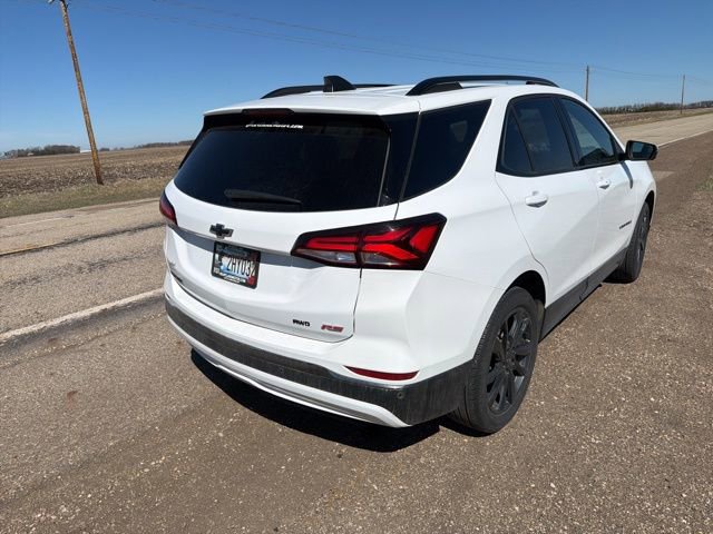 Used 2023 Chevrolet Equinox RS AWD/4WD image 5