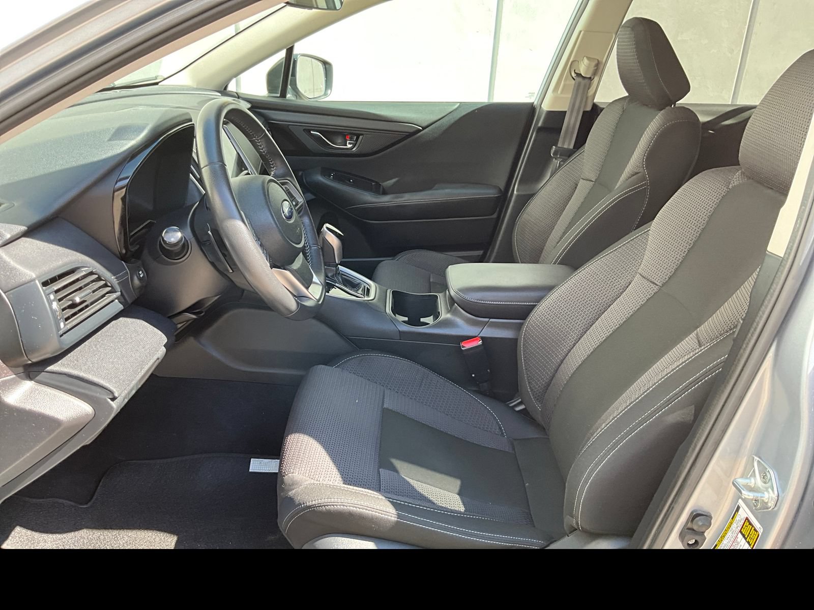 Certified 2024 Subaru Outback Premium AWD/4WD image 2