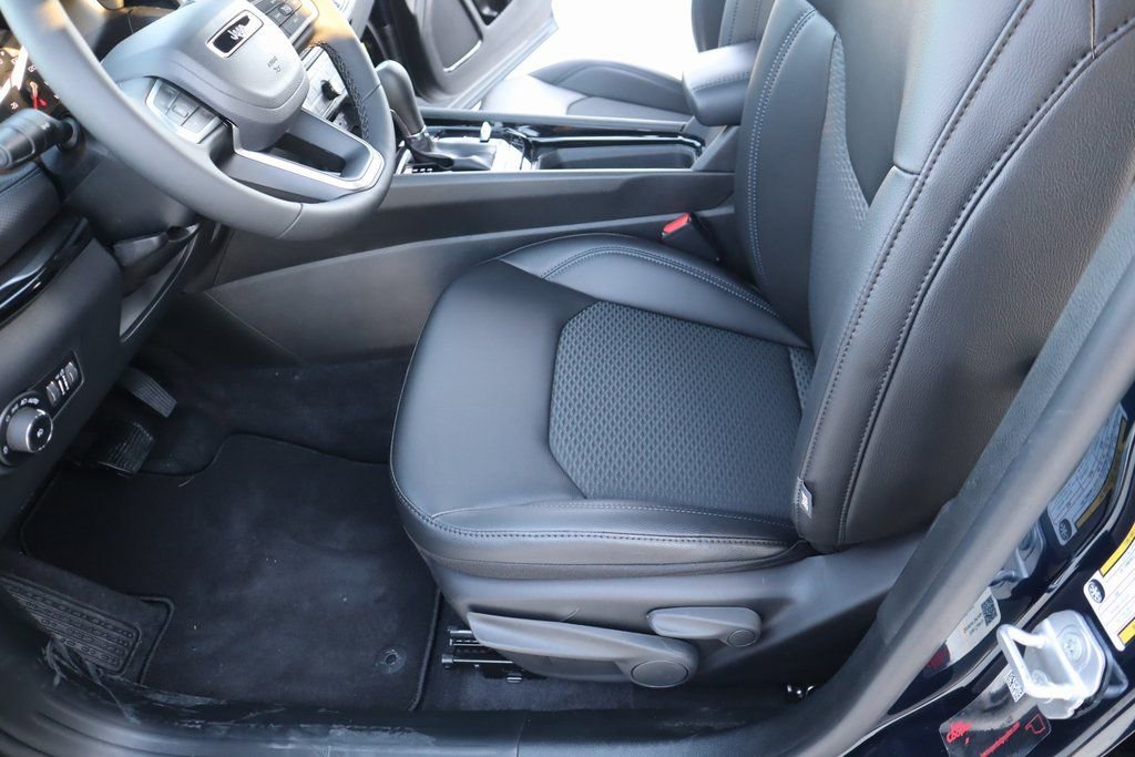 New 2026 Jeep Compass Latitude image 11