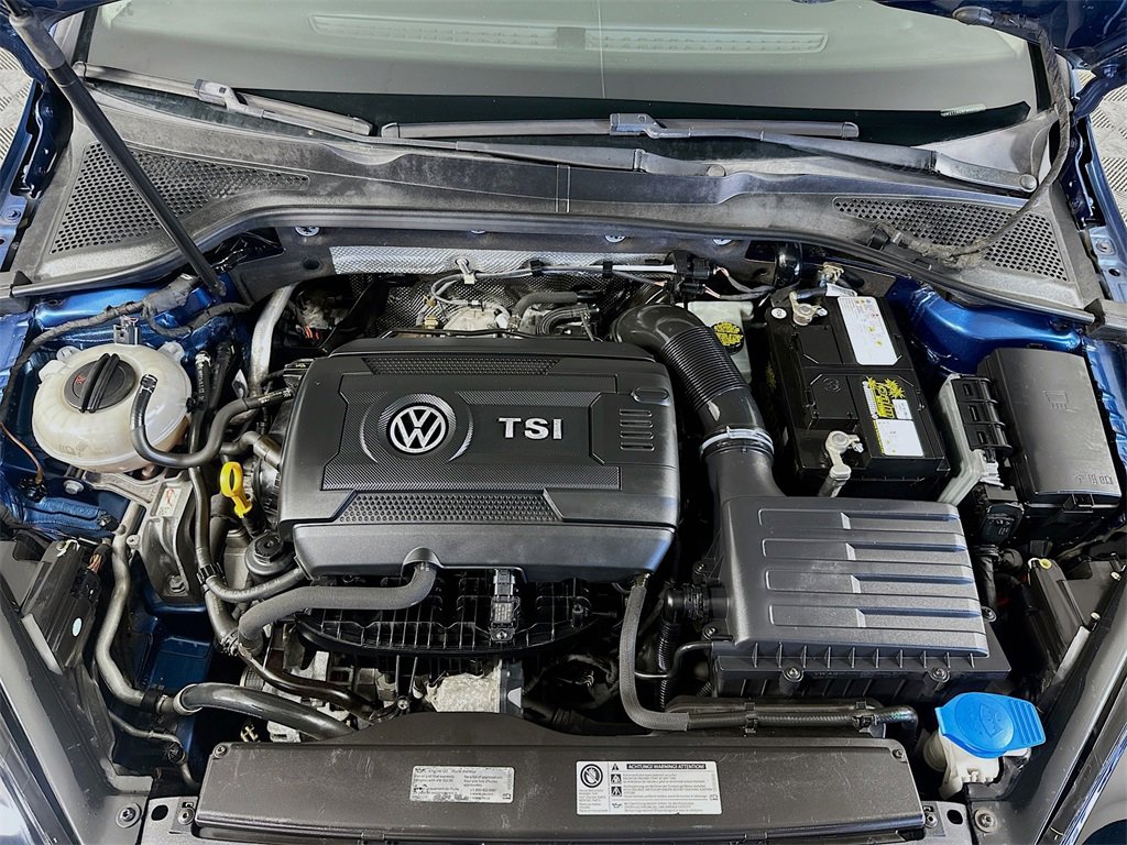 Used 2015 Volkswagen Golf SE w/ Lighting Package image 35