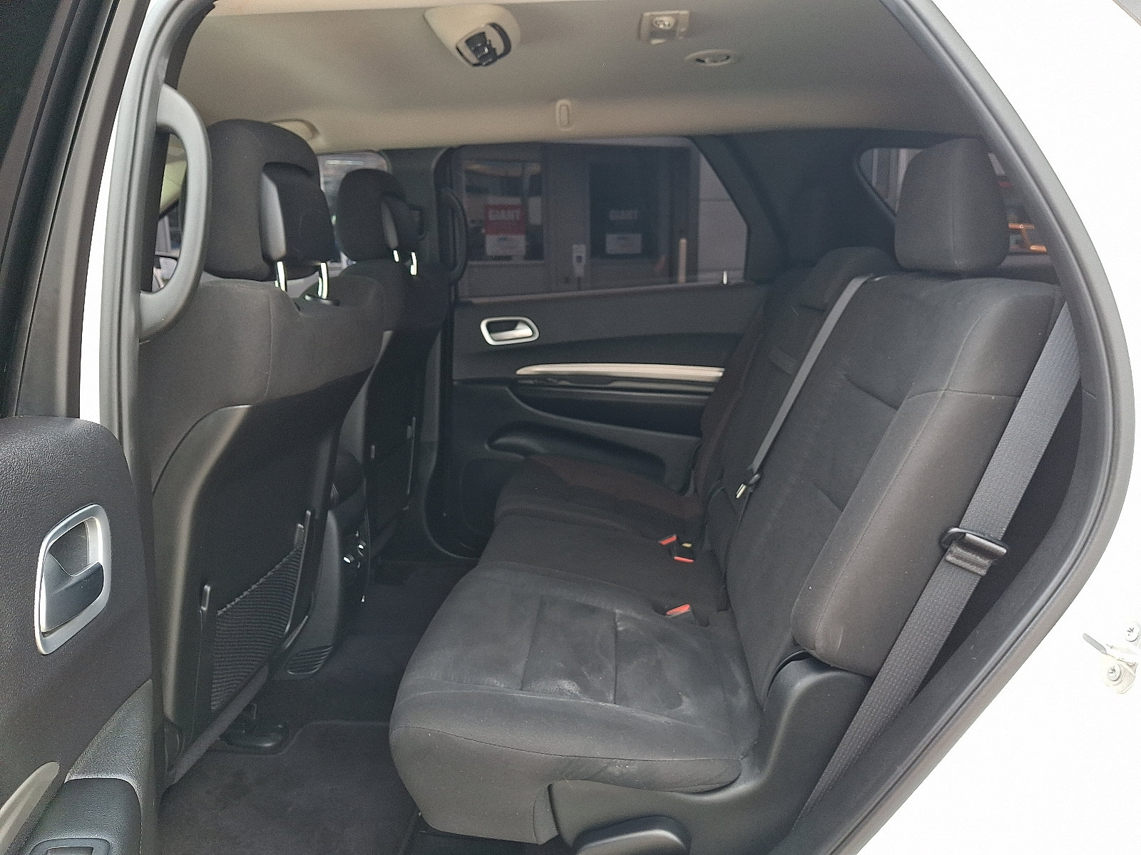 Used 2019 Dodge Durango SXT w/ 3rd Row Seating Group AWD/4WD image 11