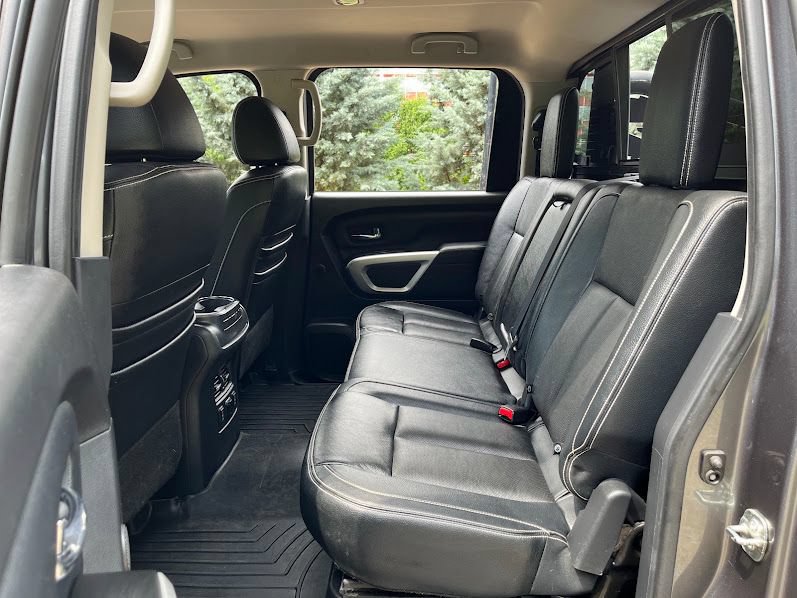 Used 2018 Nissan Titan PRO-4X w/ Pro-4x Convenience Package AWD/4WD image 43