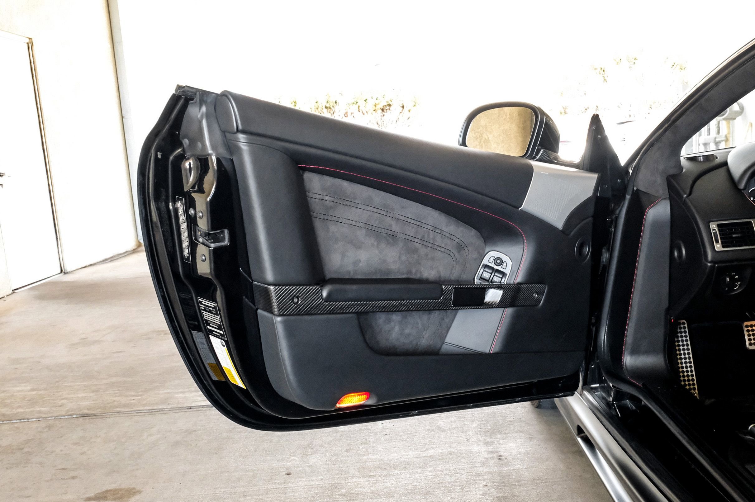 Used 2010 Aston Martin DBS Base image 27