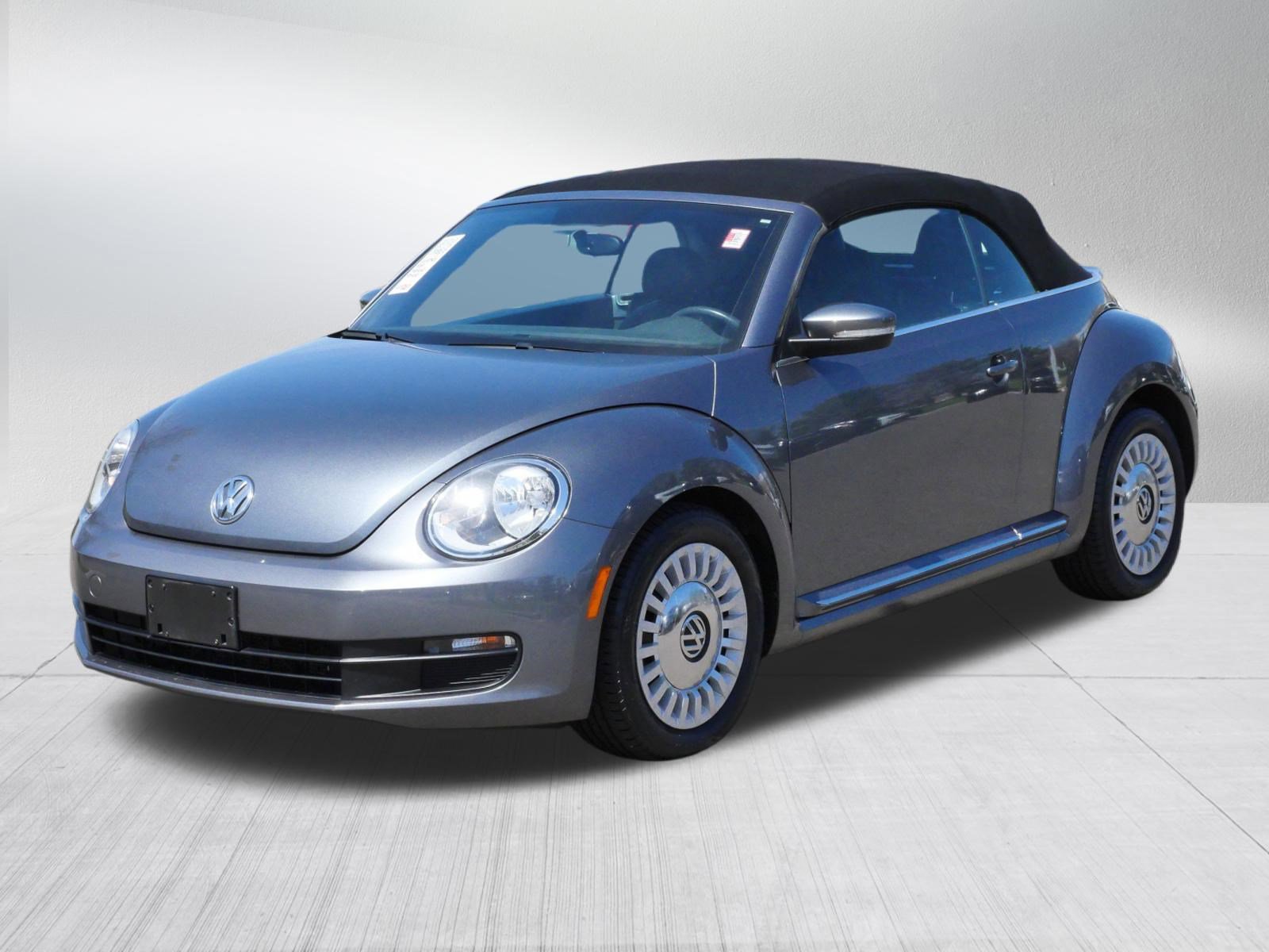 Used 2013 Volkswagen Beetle 2.5 FWD image 3