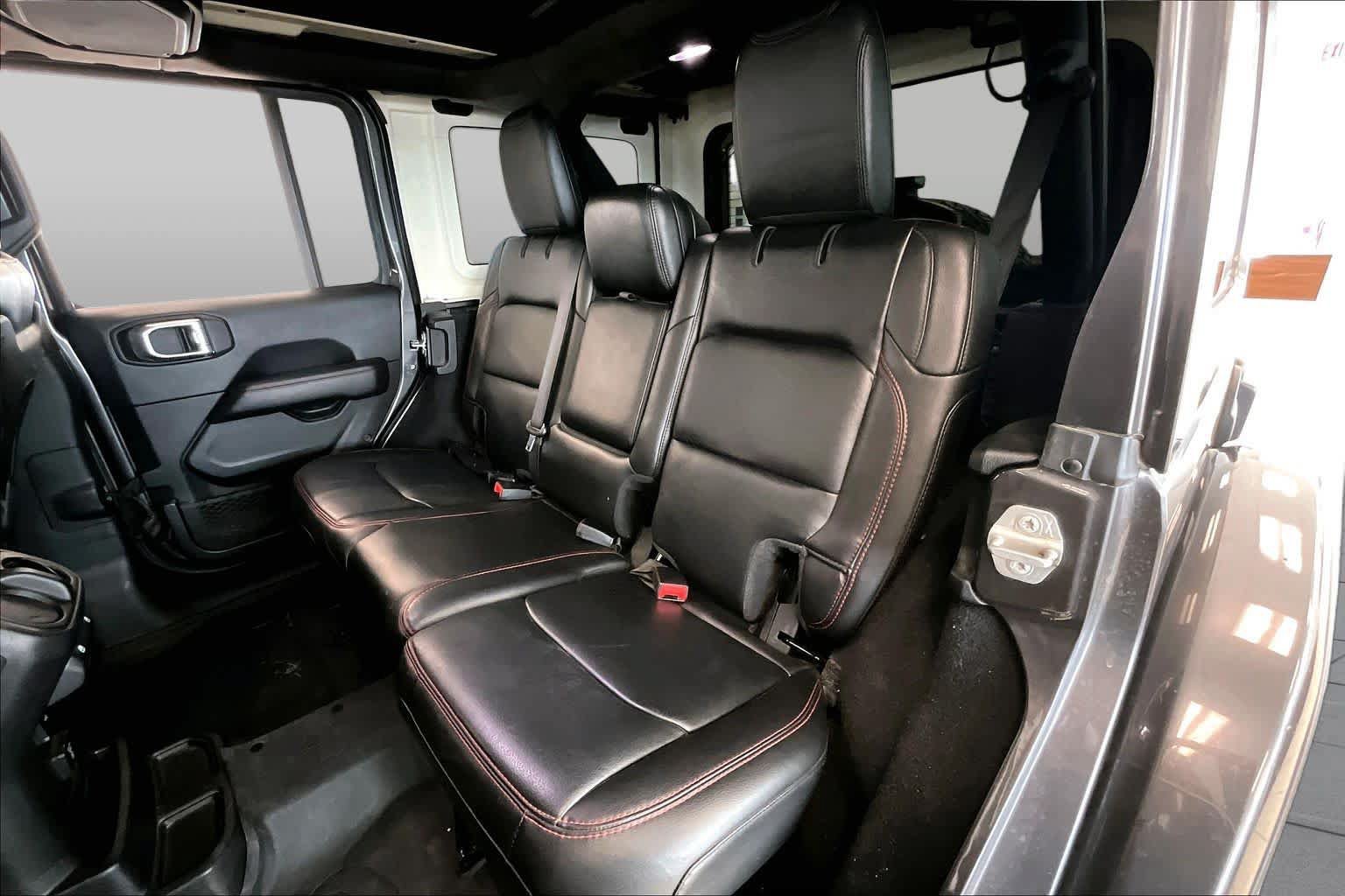 Used 2019 Jeep Wrangler Unlimited Rubicon AWD/4WD image 18