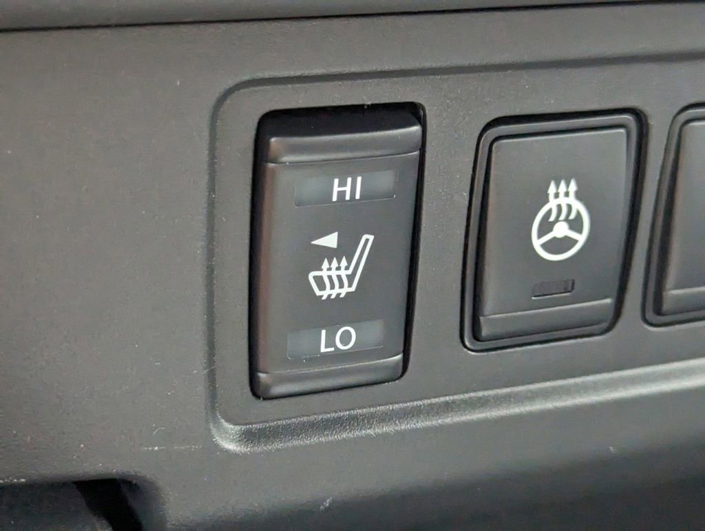 New 2025 Nissan Frontier SV w/ SV Convenience Package image 21