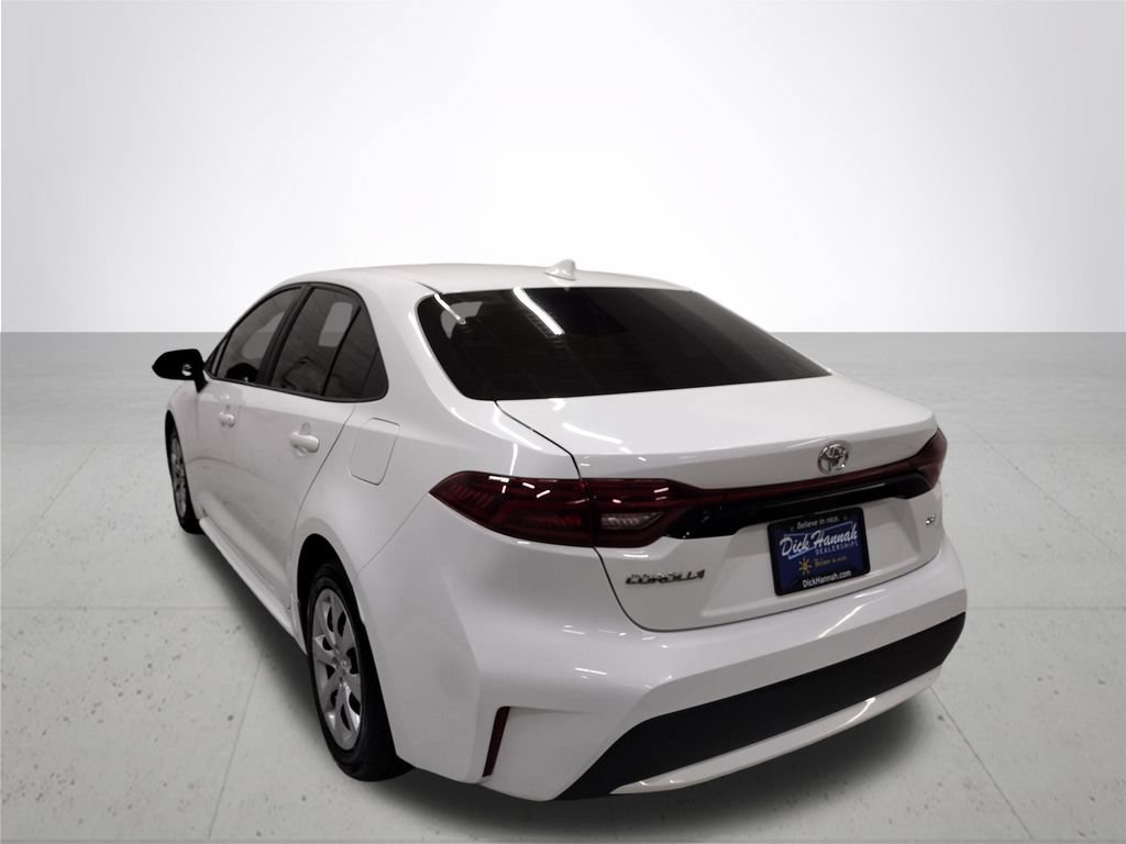 Used 2021 Toyota Corolla LE FWD image 12