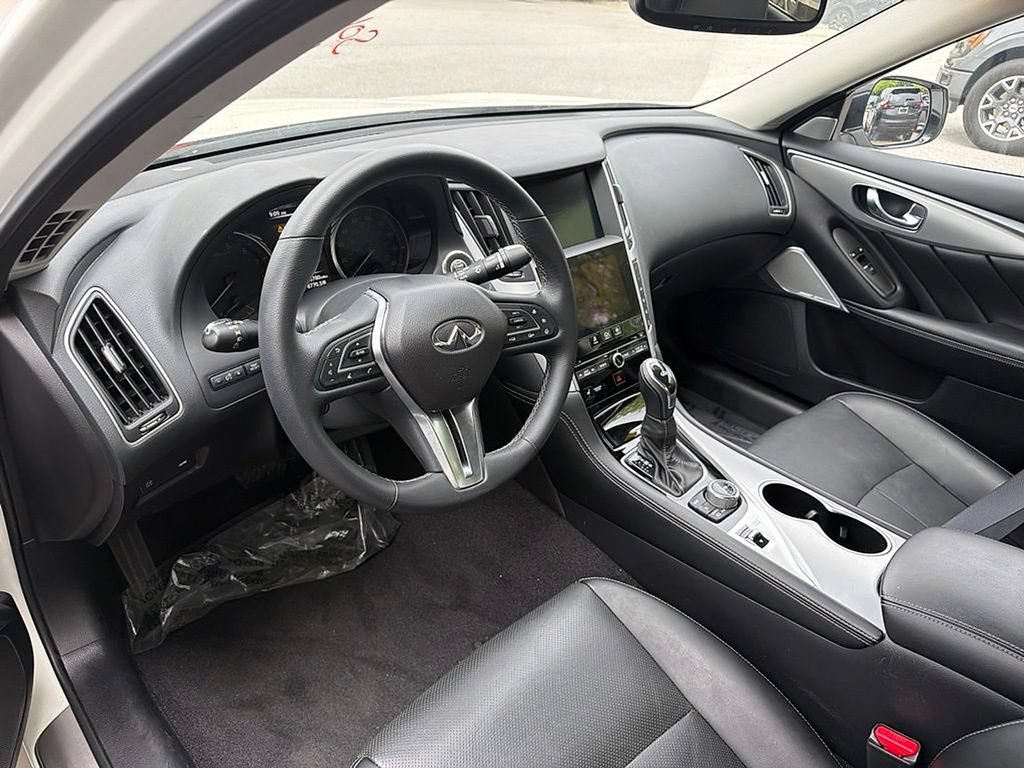 Used 2023 INFINITI Q50 Luxe w/ Cargo Package RWD image 8