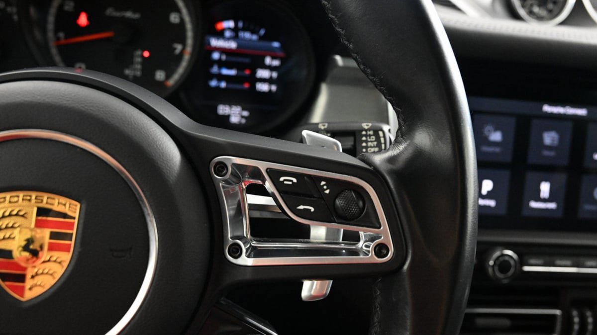 Used 2021 Porsche Macan Turbo w/ Premium Package Plus (PF0) image 32
