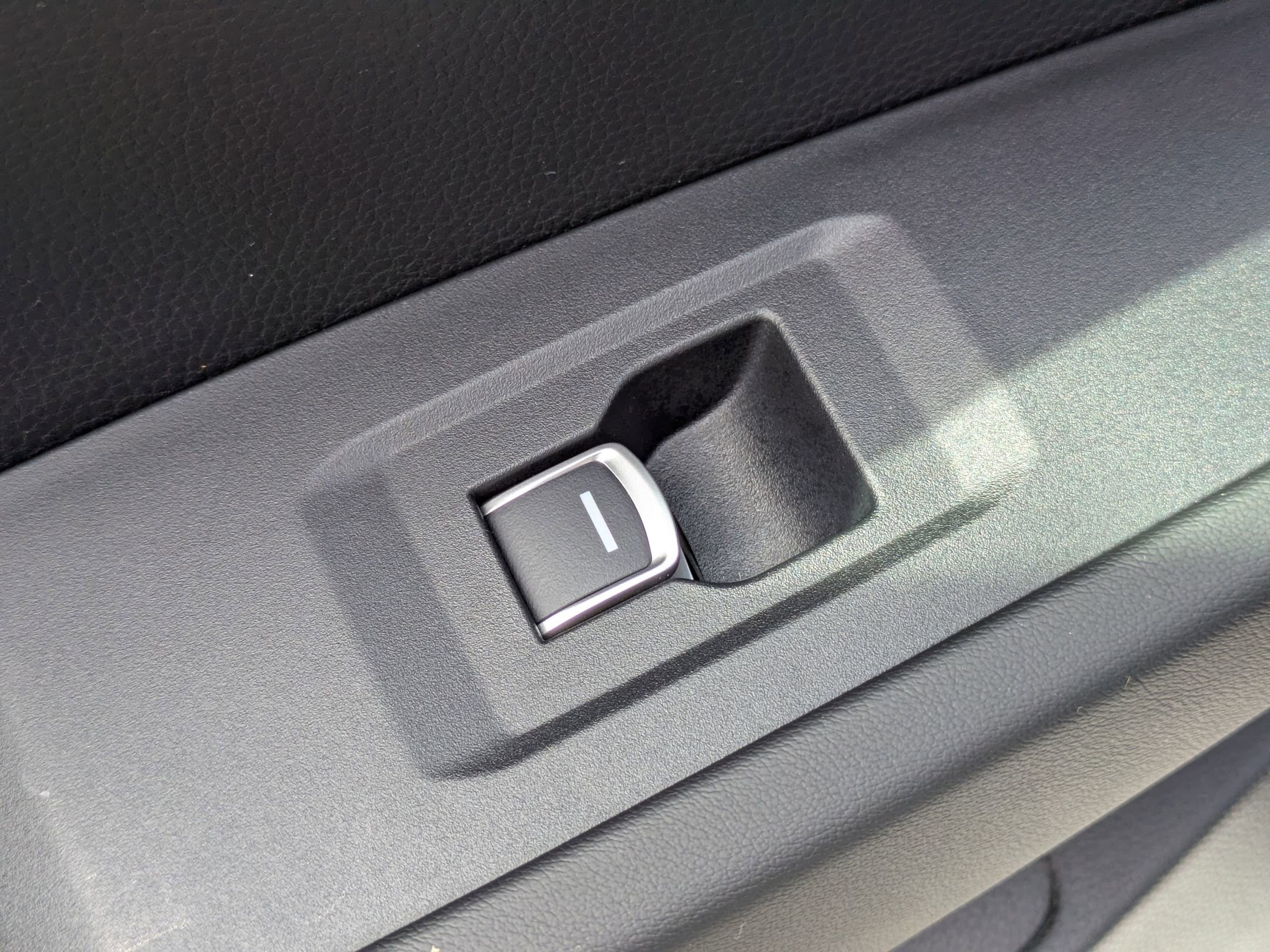 Used 2023 Honda Accord EX image 25