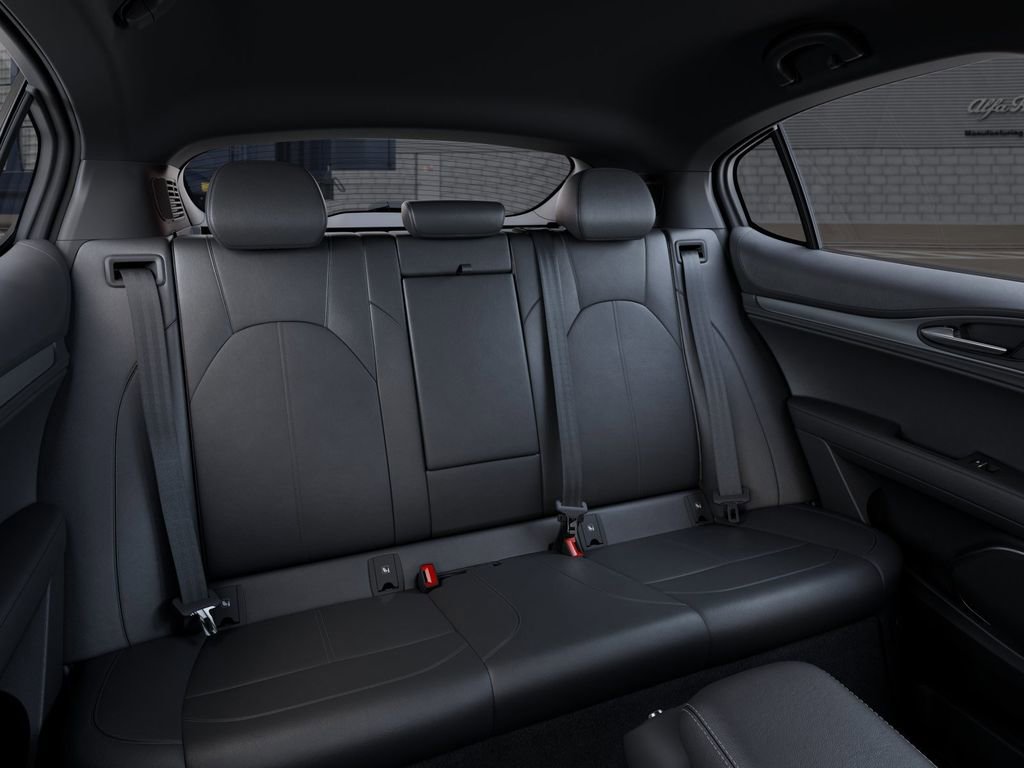 New 2026 Alfa Romeo Stelvio Sprint image 15