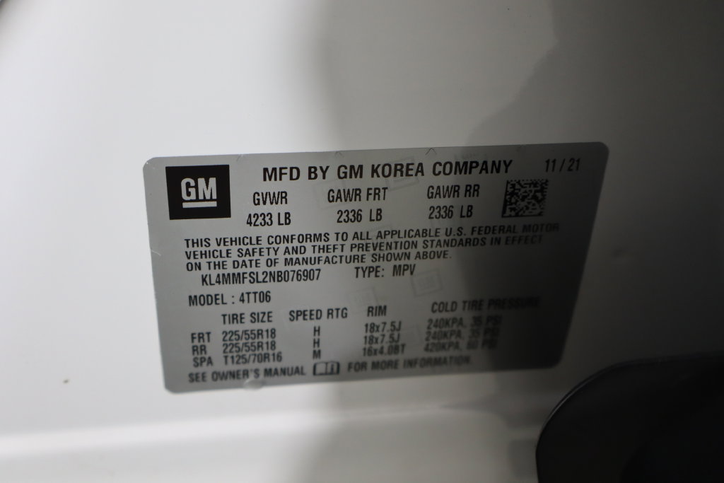 Used 2022 Buick Encore GX Essence w/ Experience Buick Package FWD image 39