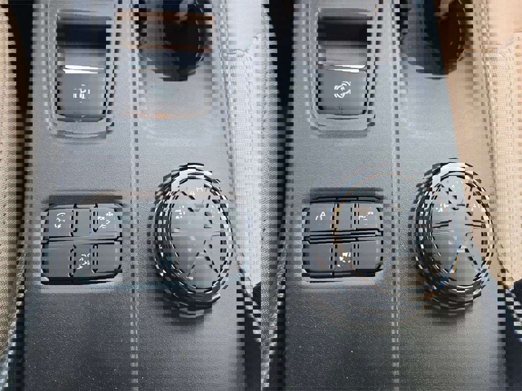 New 2025 Ford Ranger XLT w/ Convenience Package image 17