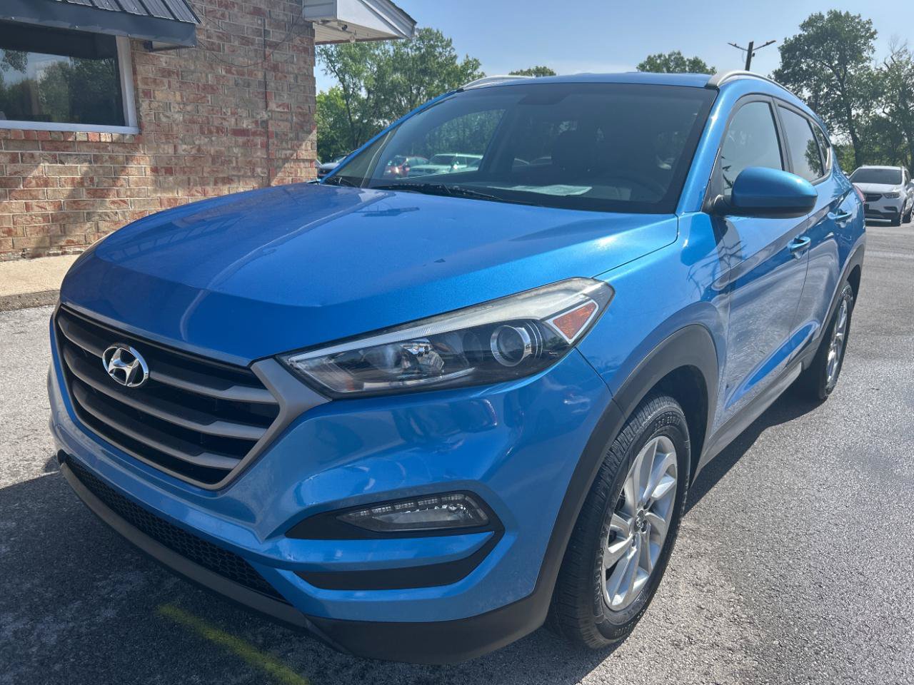 Used 2016 Hyundai Tucson SE w/ Option Group 02 AWD/4WD image 1