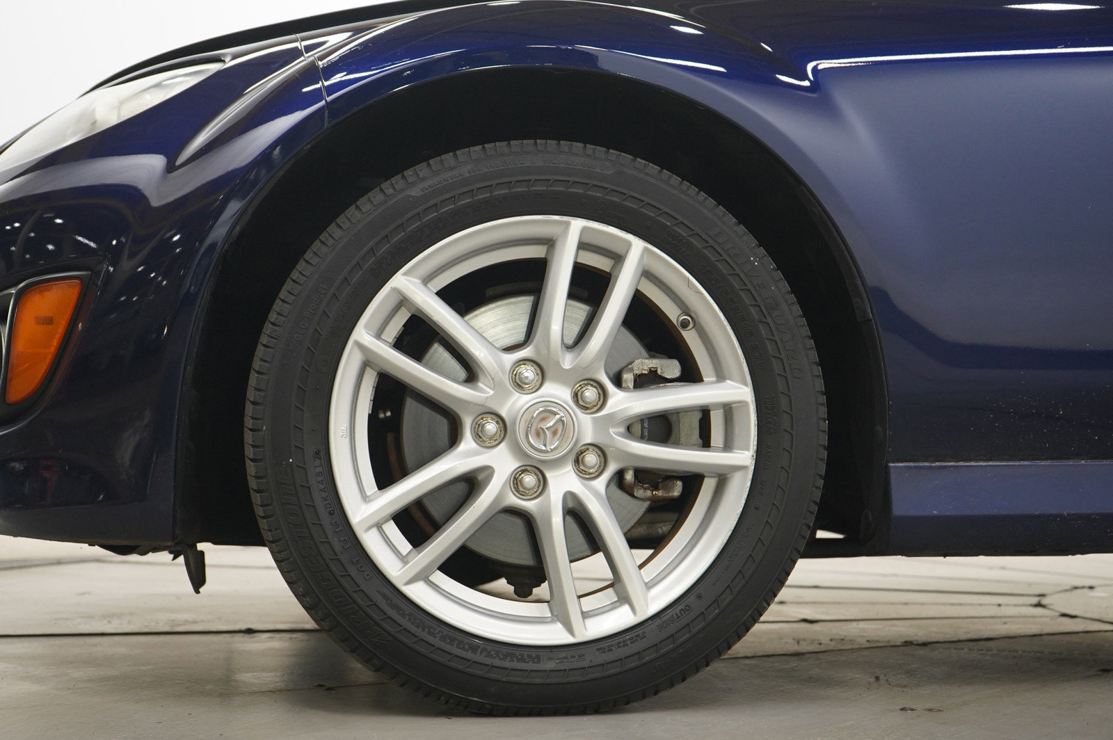 Used 2010 MAZDA MX-5 Miata Sport RWD image 22