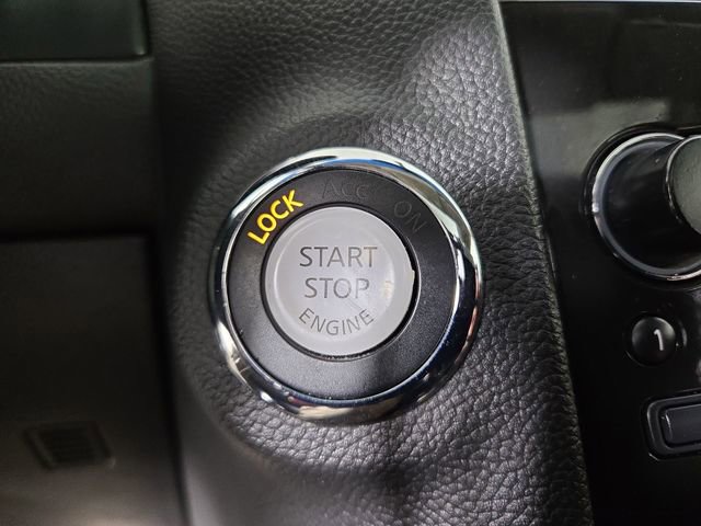 Used 2014 INFINITI QX70 AWD w/ Premium Package image 25