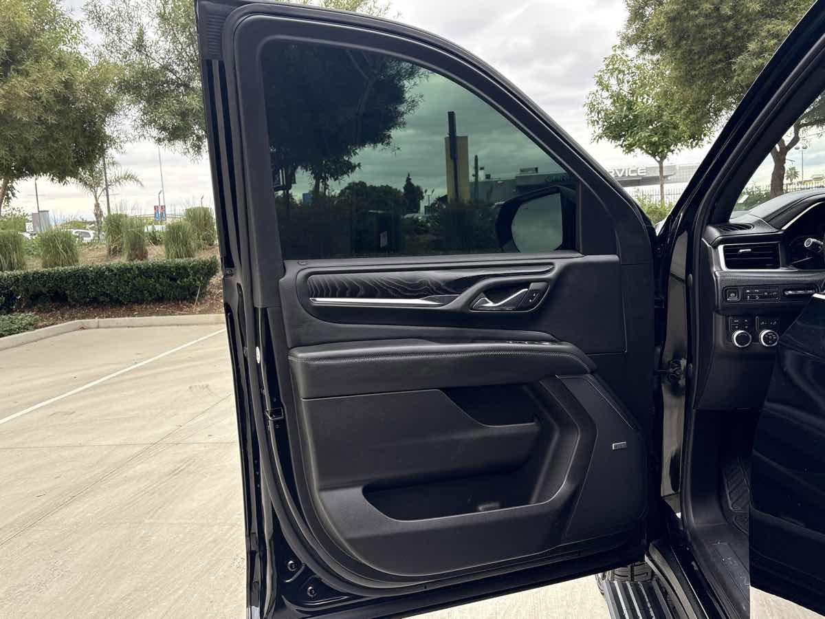 Used 2021 GMC Yukon Denali w/ Denali Premium Package image 21