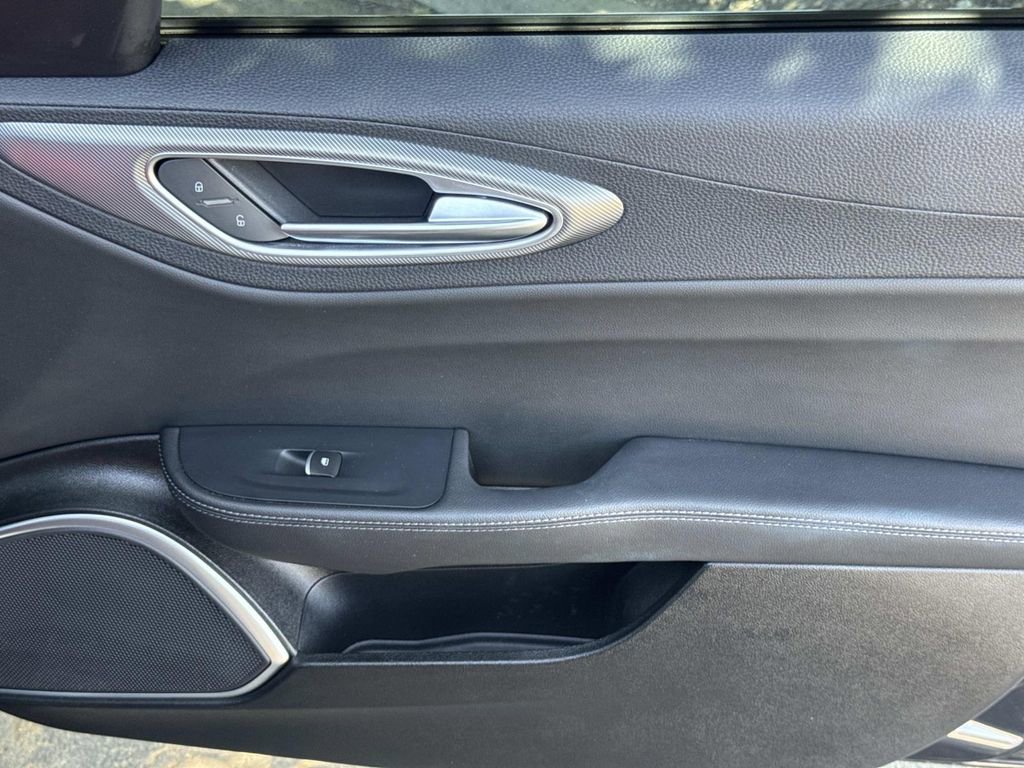 Used 2023 Alfa Romeo Giulia Veloce RWD image 27