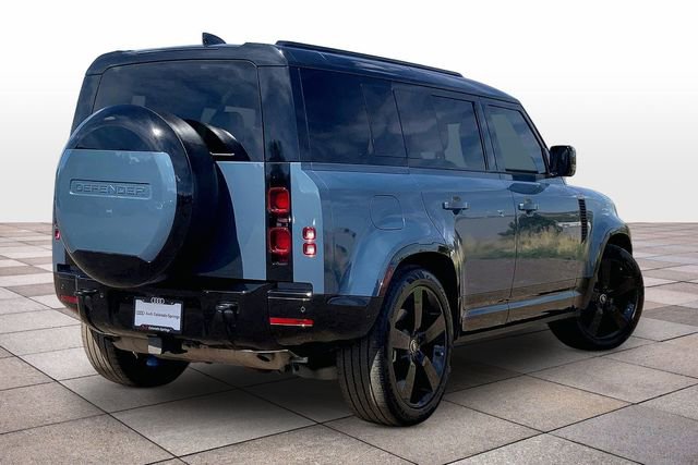 Used 2025 Land Rover Defender 110 X-Dynamic SE image 13