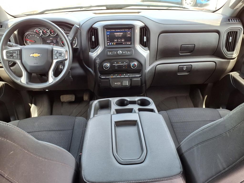 Used 2022 Chevrolet Silverado 1500 Custom w/ Safety Confidence Package AWD/4WD image 16