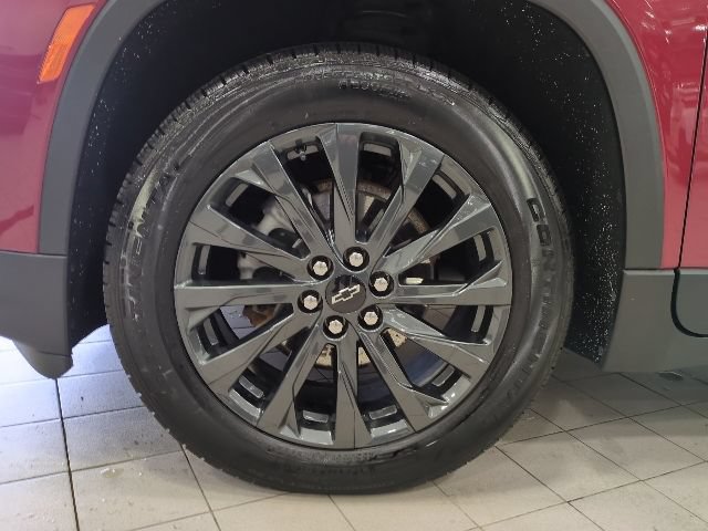 Used 2023 Chevrolet Traverse RS AWD/4WD image 26