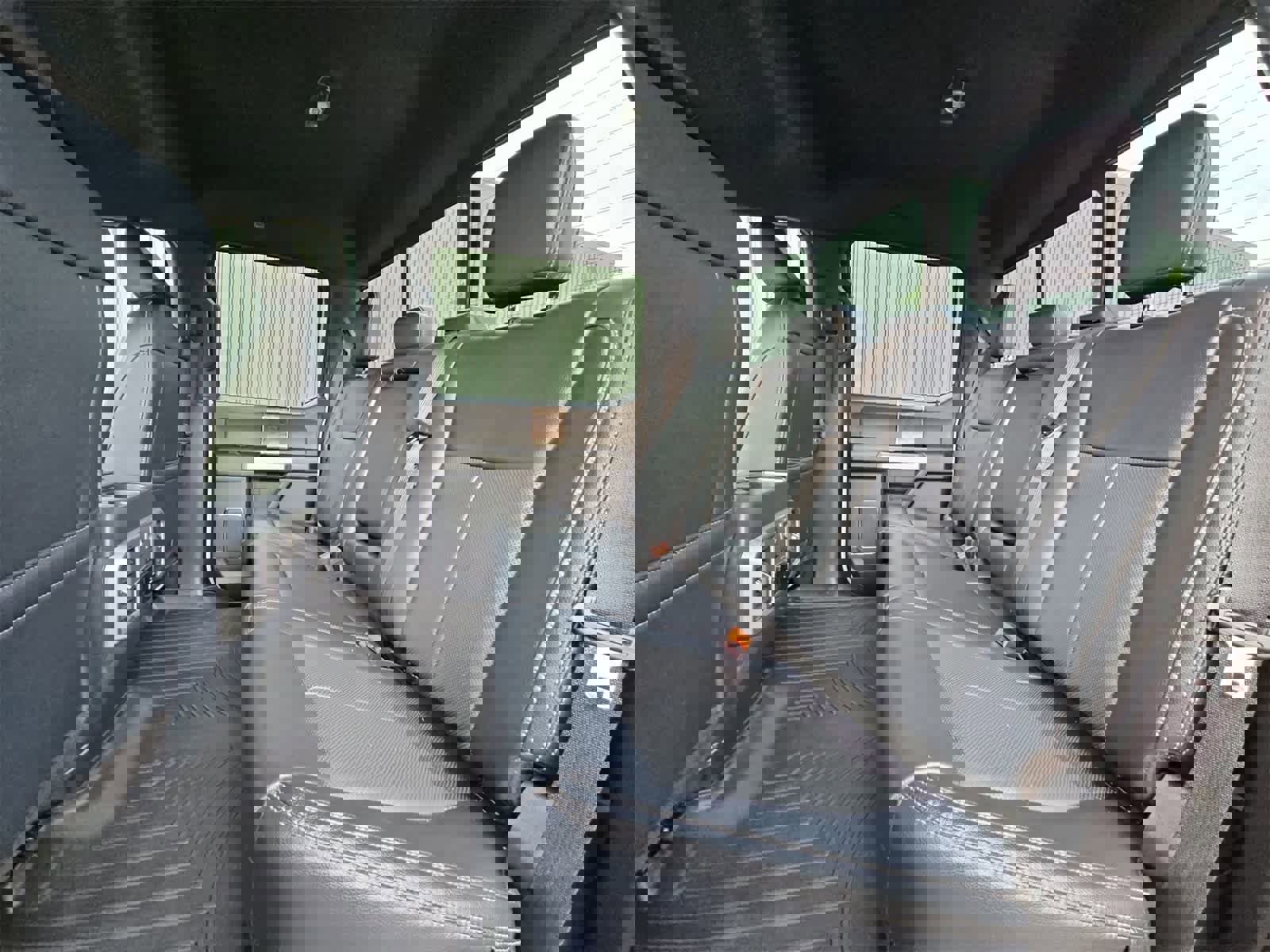 Used 2022 Ford F350 Lariat w/ FX4 Off-Road Package image 19