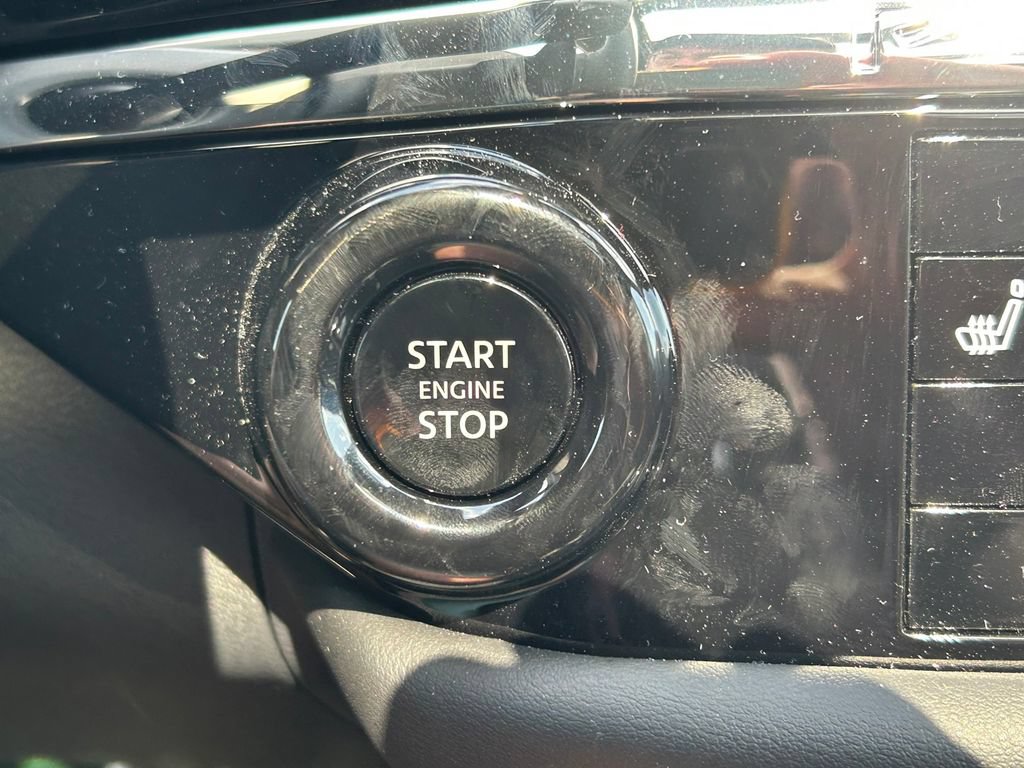 Used 2026 Nissan Pathfinder Rock Creek w/ Rock Creek Premium Package AWD/4WD image 27