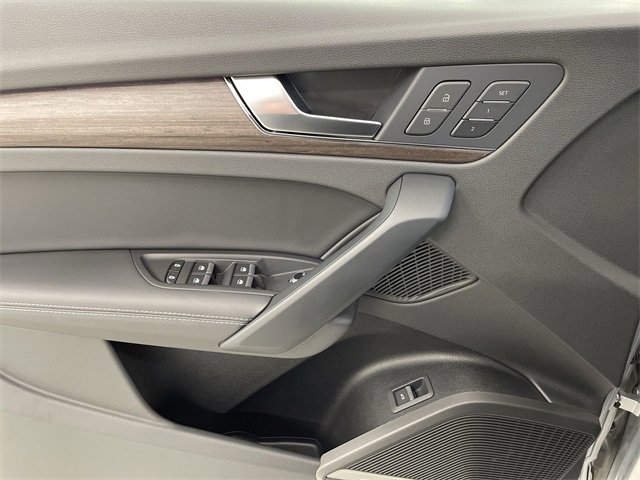 Used 2025 Audi Q5 2.0T Premium Plus image 23