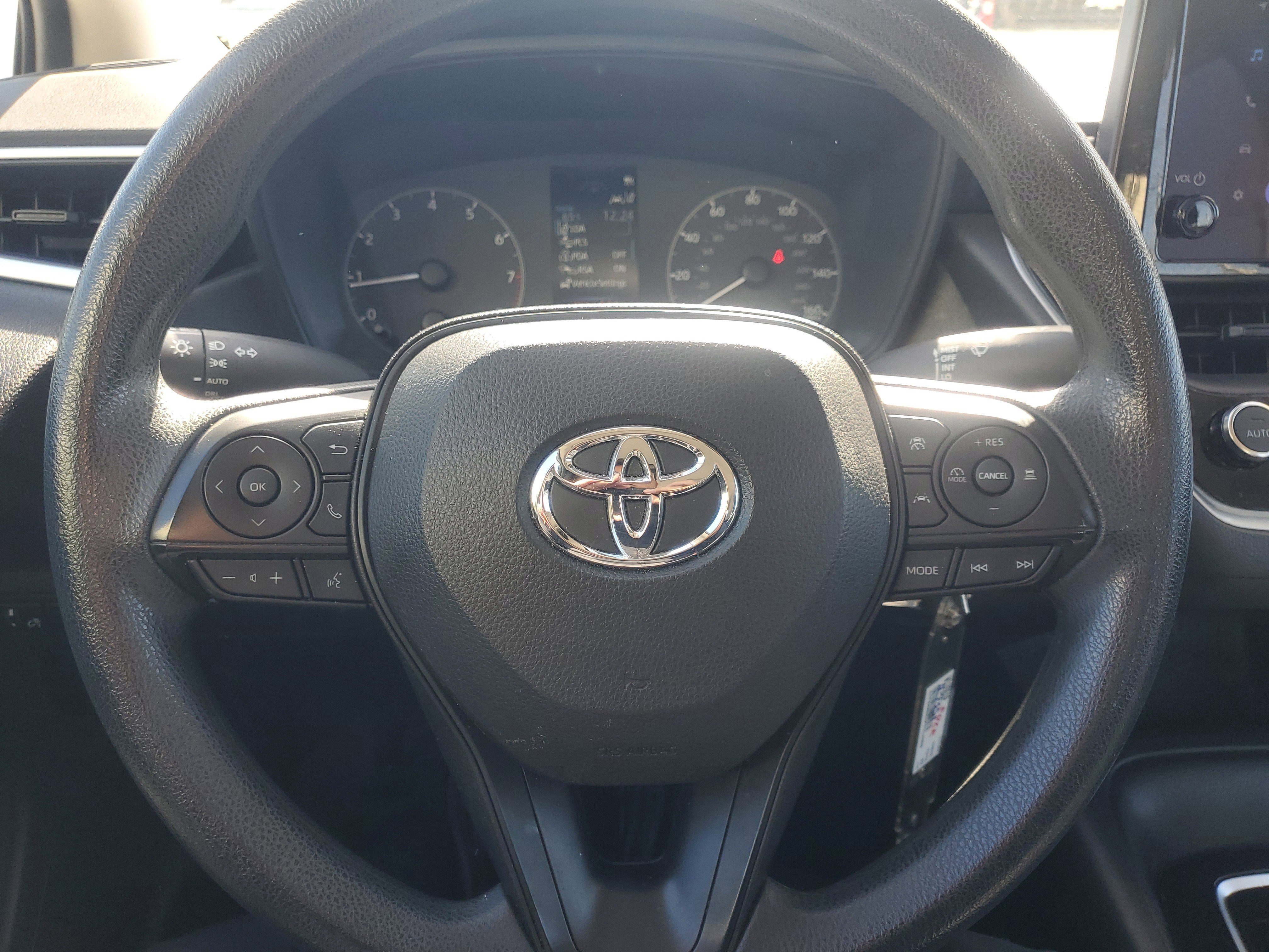 Used 2023 Toyota Corolla LE image 20