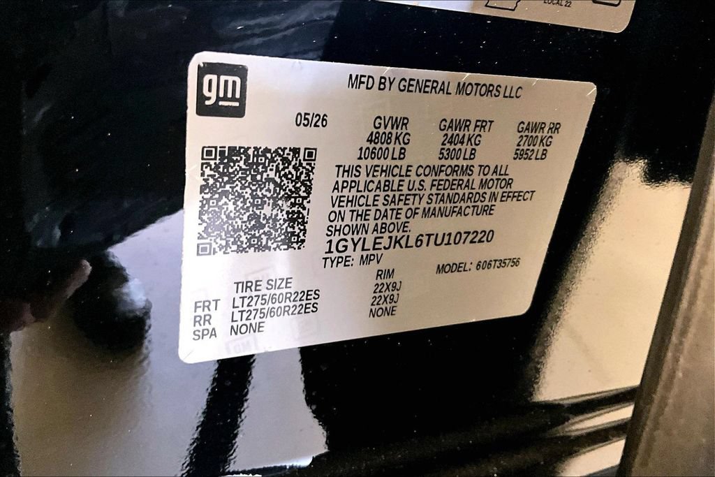 New 2026 Cadillac Escalade IQL Luxury w/ LPO, Floor Liner Package AWD/4WD image 37