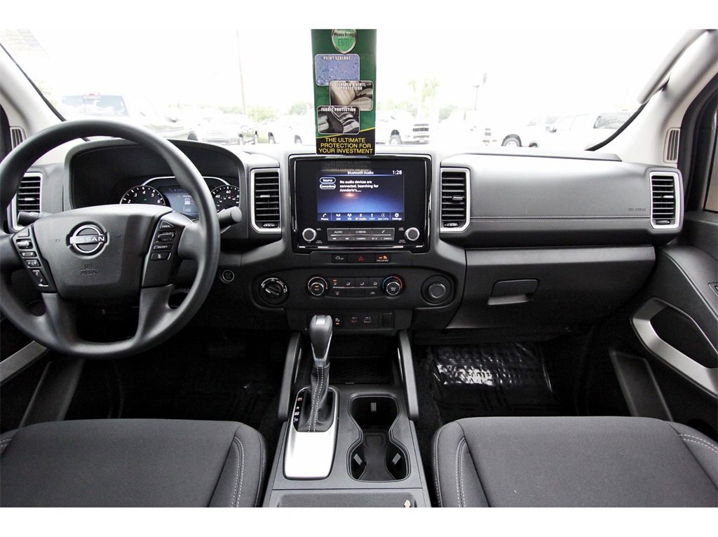 Certified 2024 Nissan Frontier SV w/ Technology Package image 7