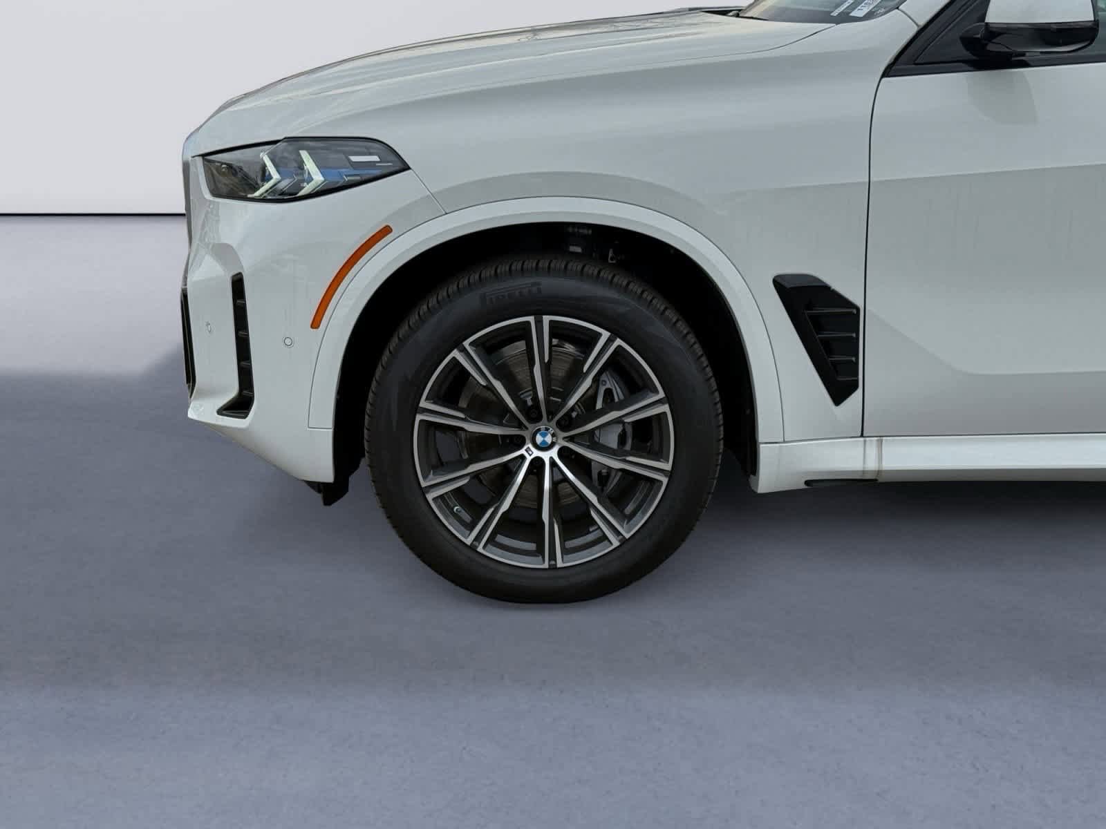 New 2026 BMW X5 sDrive40i w/ M Sport Package RWD image 9