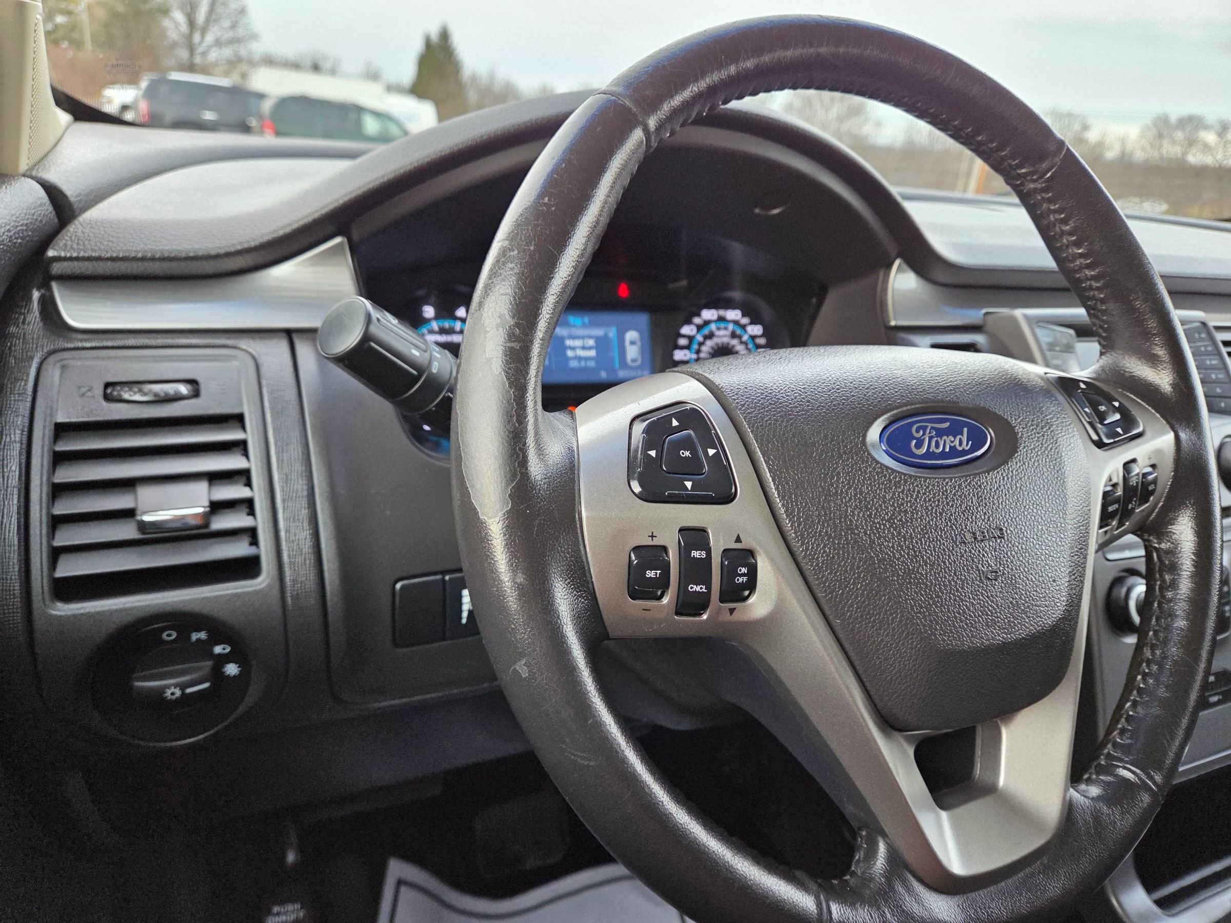 Used 2015 Ford Flex SE image 26