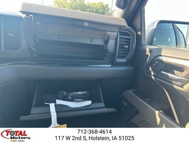 New 2026 Chevrolet Silverado 1500 ZR2 w/ Dark Appearance Package AWD/4WD image 33