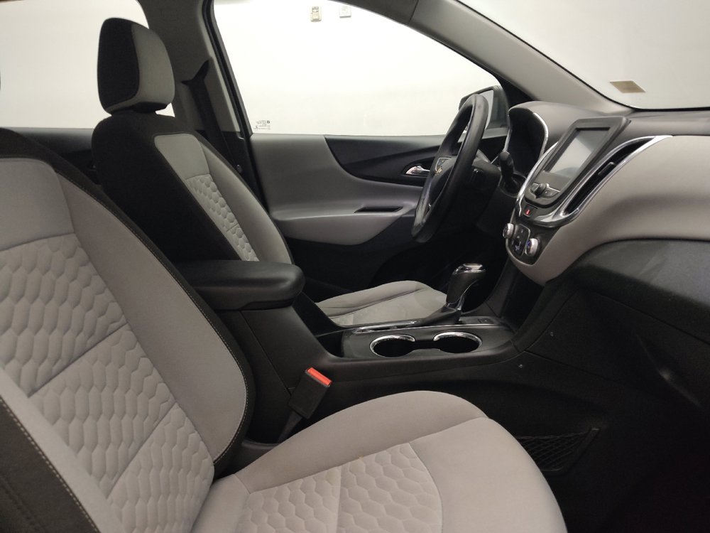 Used 2018 Chevrolet Equinox LS image 21