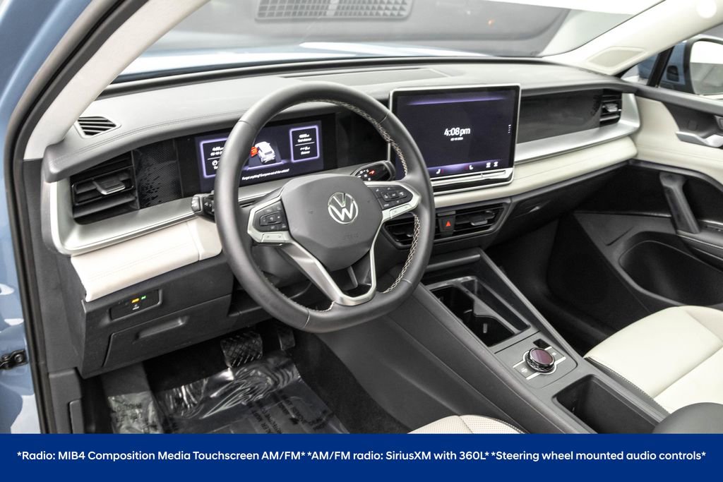 Used 2025 Volkswagen Tiguan SE image 4
