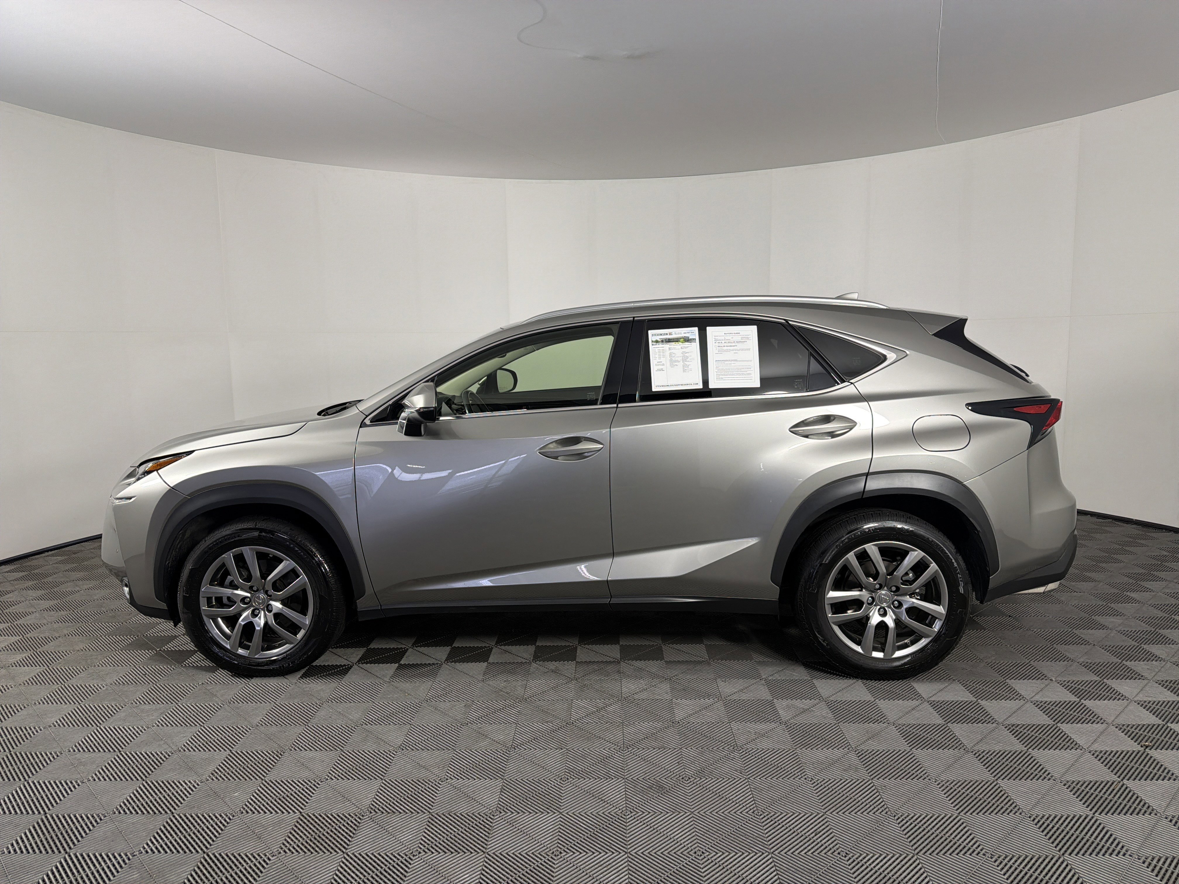 Used 2015 Lexus NX 200t AWD w/ Premium Package image 4
