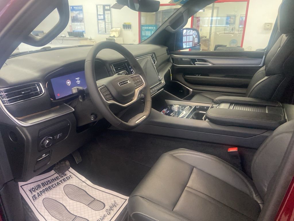 New 2026 Jeep Grand Wagoneer L Limited w/ Premium Group II image 9